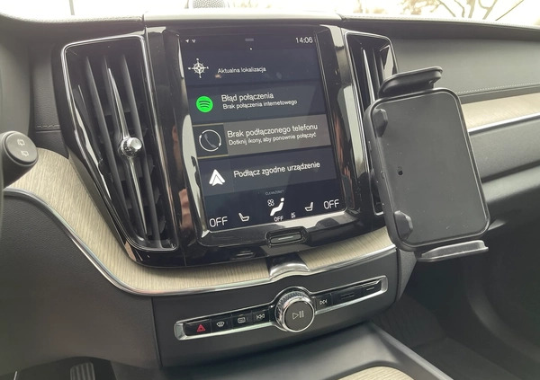 Volvo XC 60 cena 139900 przebieg: 137600, rok produkcji 2018 z Warszawa małe 379